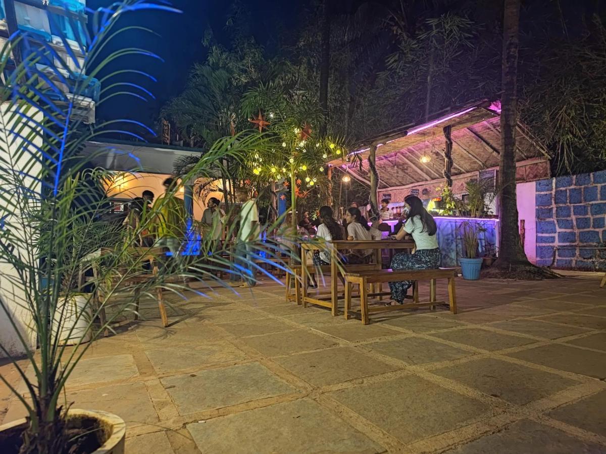 Beachside Anjuna Bagian luar foto