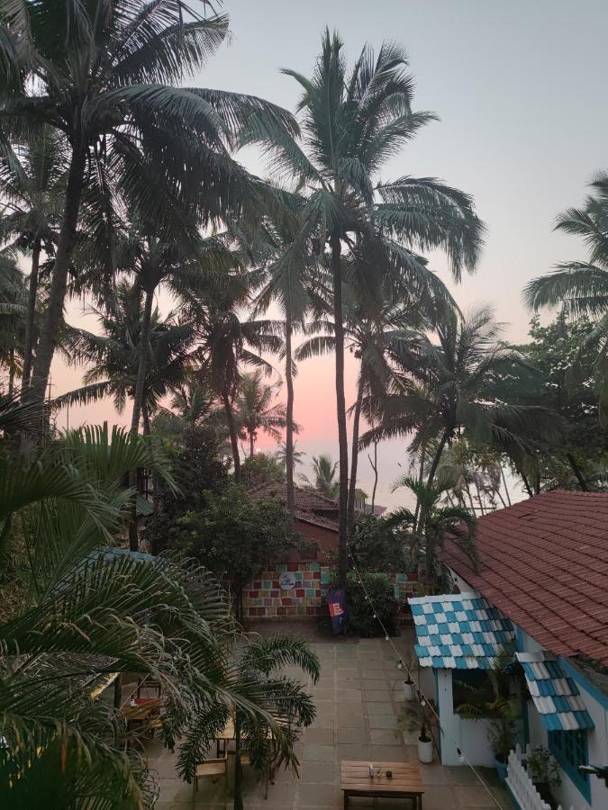 Beachside Anjuna Bagian luar foto