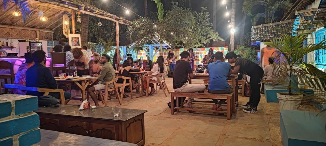 Beachside Anjuna Bagian luar foto