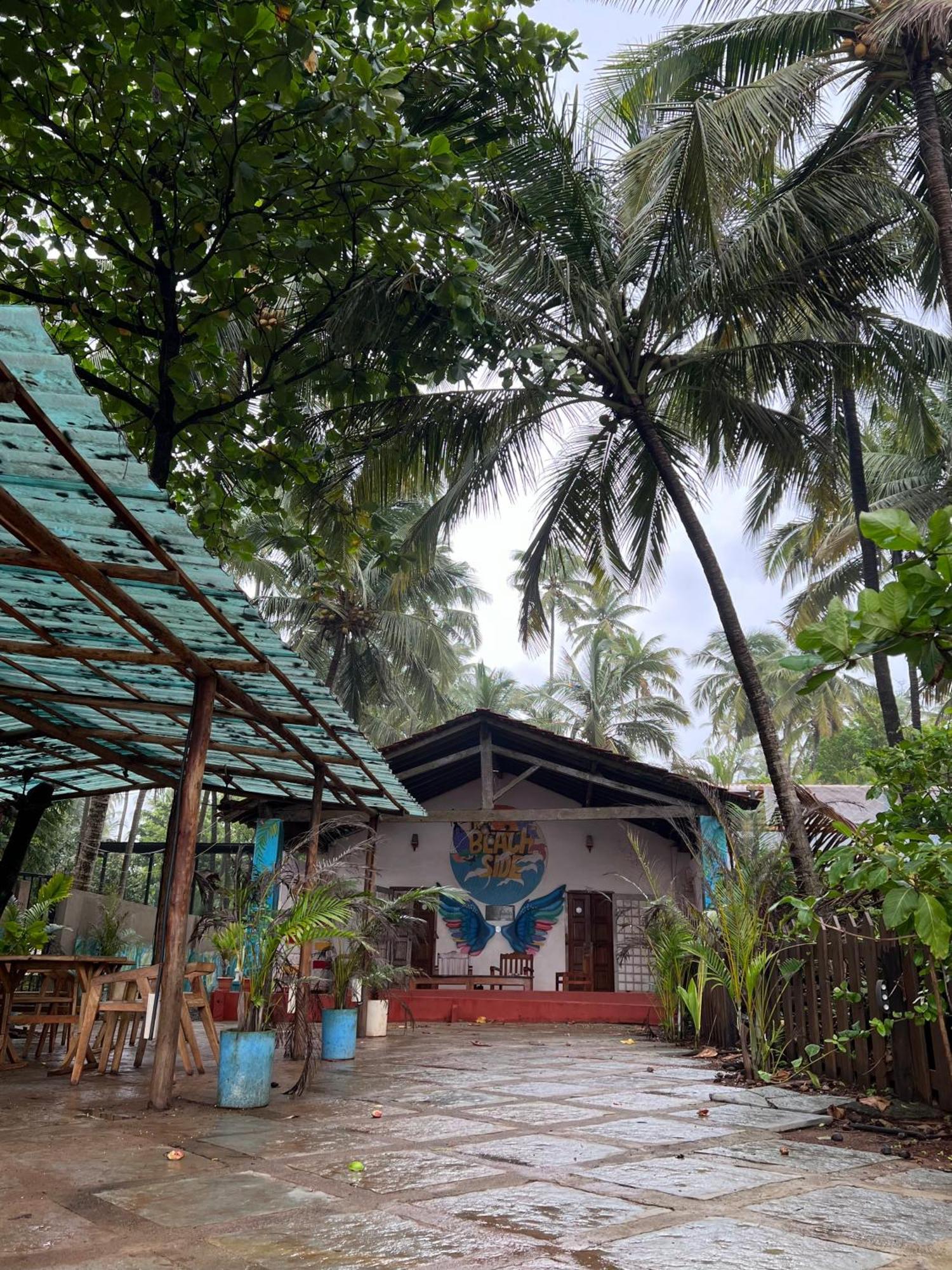 Beachside Anjuna Bagian luar foto